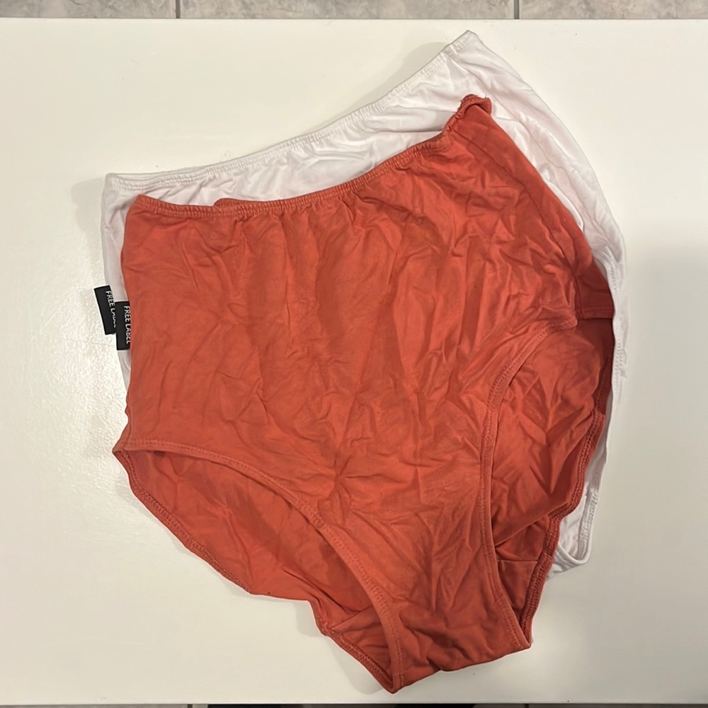 Free Label Andie Panties (size S) white & pink